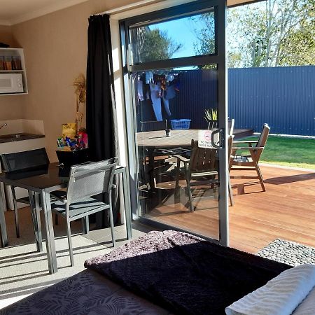 Modern Bnb Unit With Wifi And Breakfast Greymouth Exterior photo